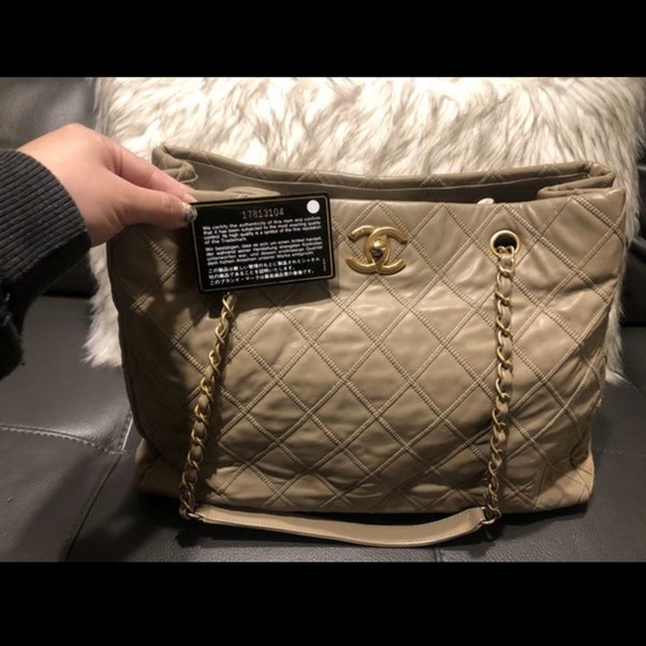 Chanel bag - Picture 2 of 8